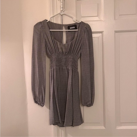 Reformation Gingham Grey Long Sleeve Dress - Picture 5 of 6